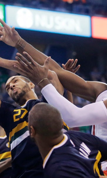 Hood's season-high 27 lead Jazz to 110-77 win over Pistons (Jan 13, 2017)